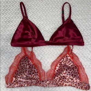 VICTORIA SECRET SET OF 2 BRALETTES